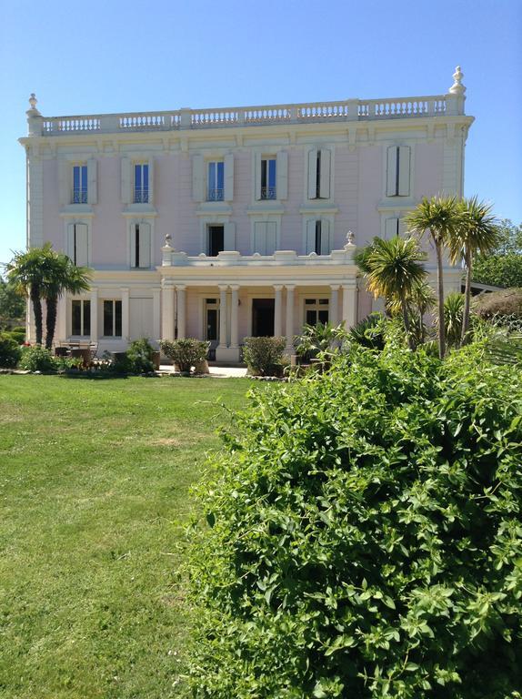 Chateau La Roque Margaux Hotel Servian Exterior foto